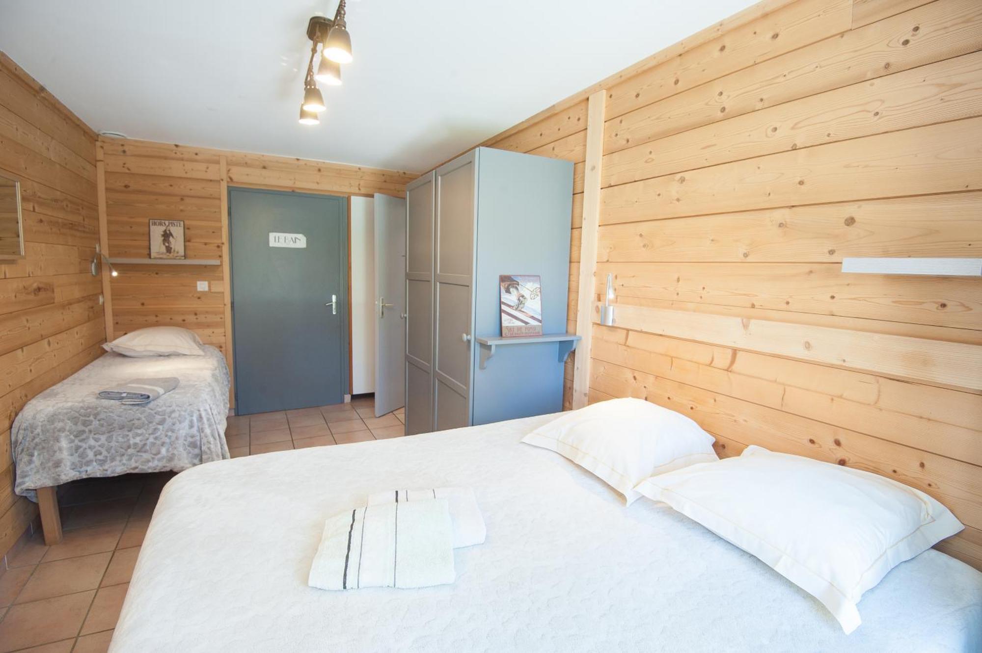 Arcanson Meaudre Room photo